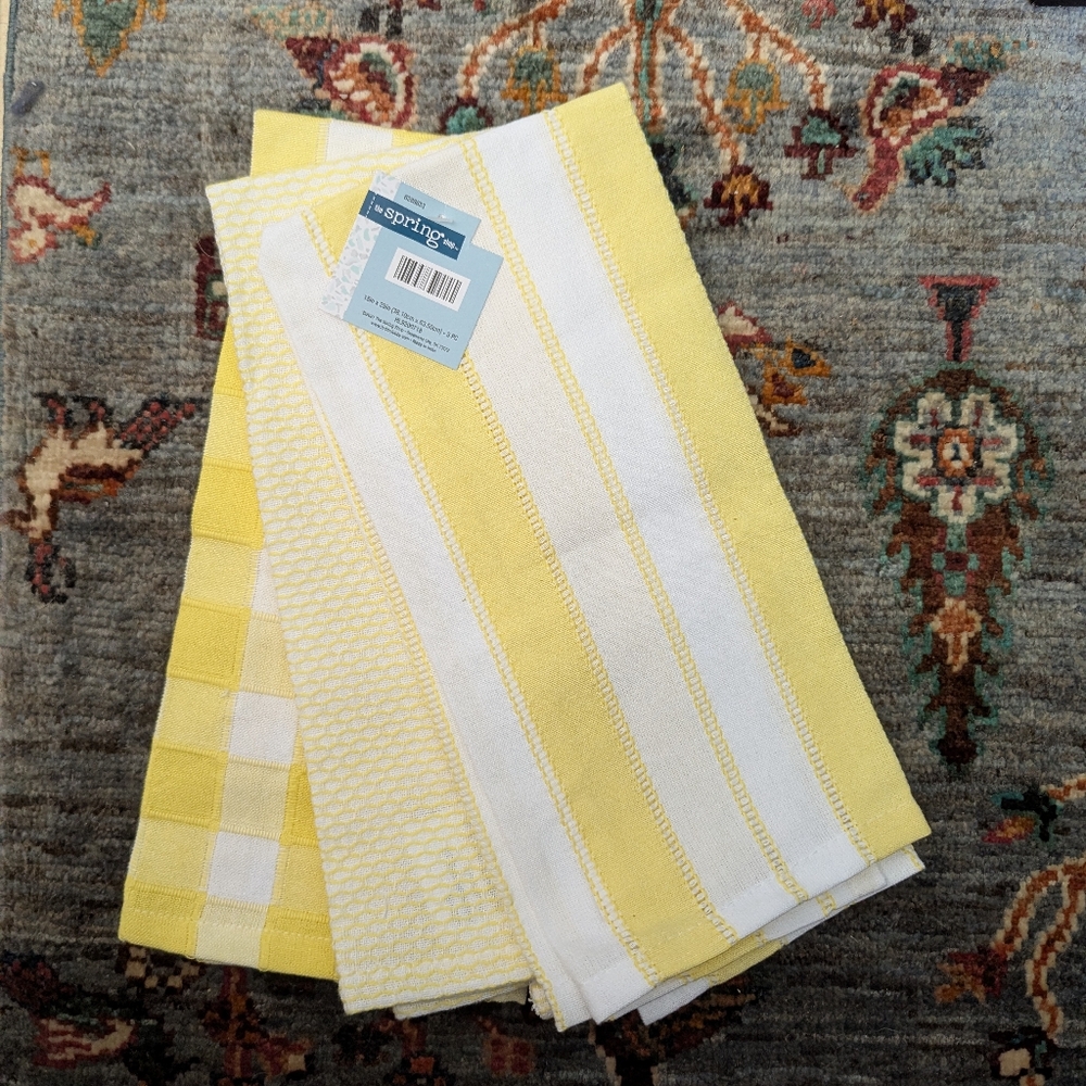 Brand New The Spring Shop's Yellow and White Towels In 3 Different Patterns